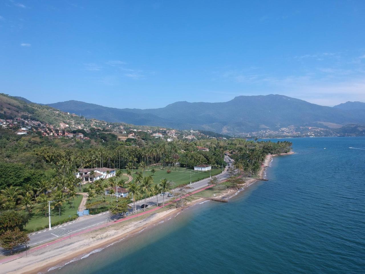 Quartos Proximo Ao Centro De Ilhabela Leilighet Eksteriør bilde